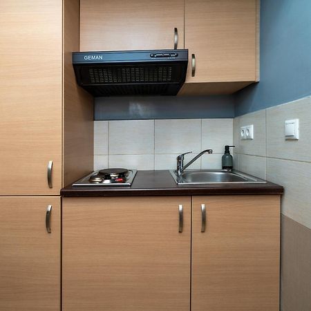 Ideally Located Apartment In Central Athen Exterior foto