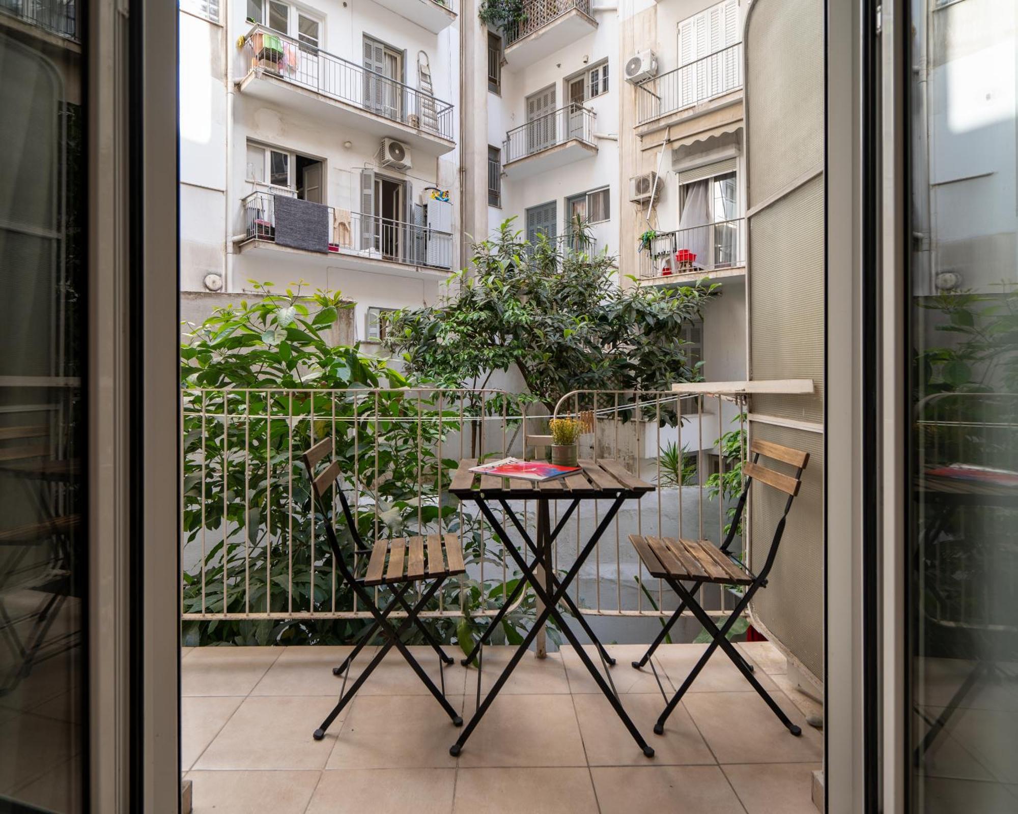 Ideally Located Apartment In Central Athen Exterior foto